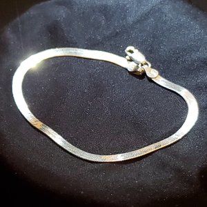BEAUTIFUL 7" GOLD PLATED 925 SILVER HERRINGBONE BRACELET LIKE NEW